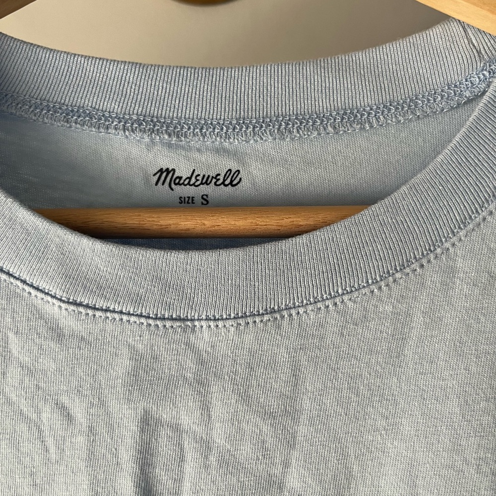 Madewell women’s blue tee